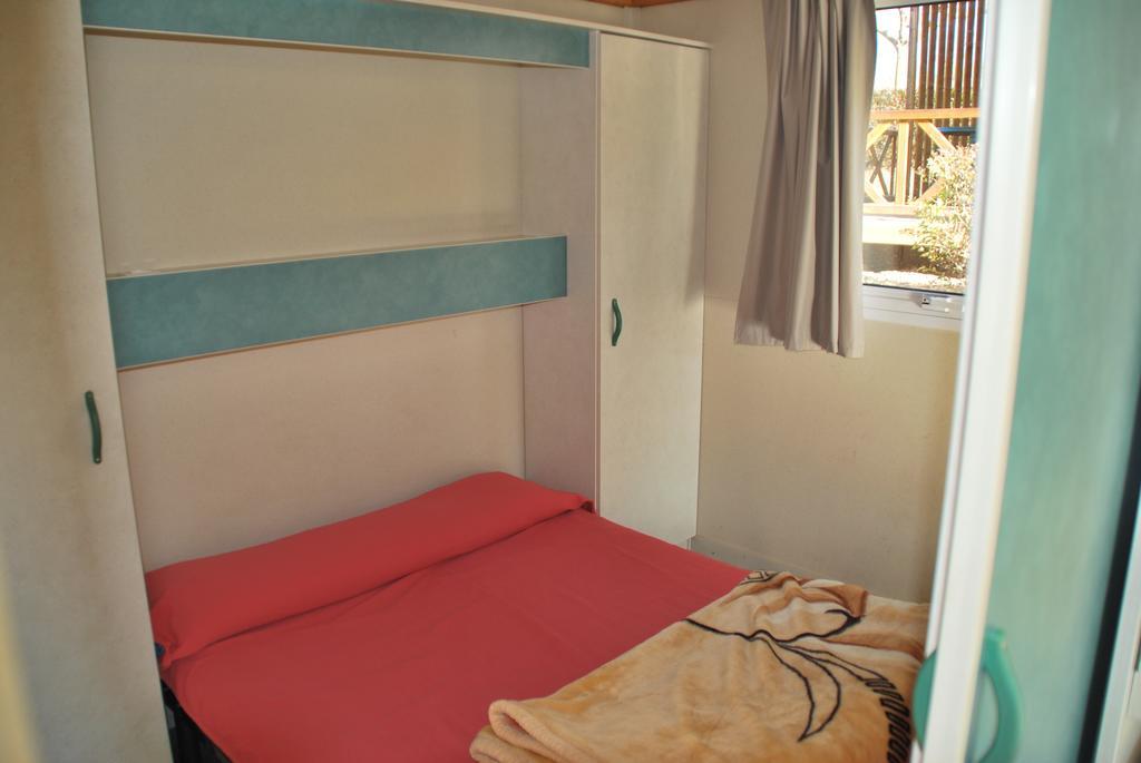Montsant Park Camping & Bungalow Ulldemolins Phòng bức ảnh