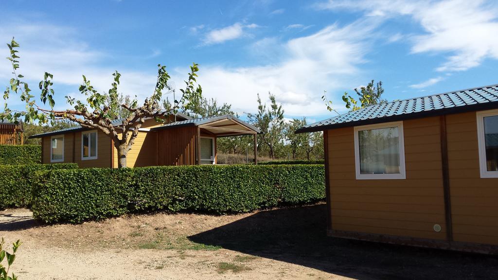 Montsant Park Camping & Bungalow Ulldemolins Ngoại thất bức ảnh