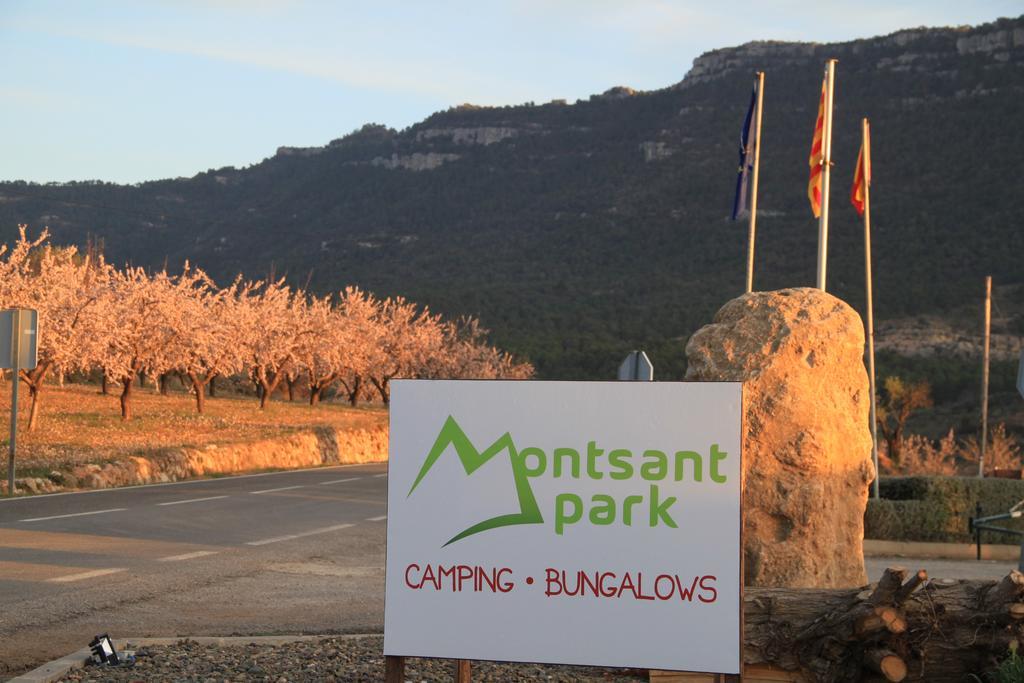 Montsant Park Camping & Bungalow Ulldemolins Ngoại thất bức ảnh