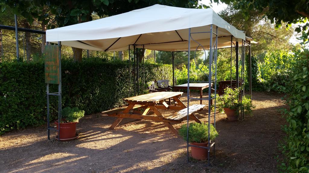 Montsant Park Camping & Bungalow Ulldemolins Ngoại thất bức ảnh